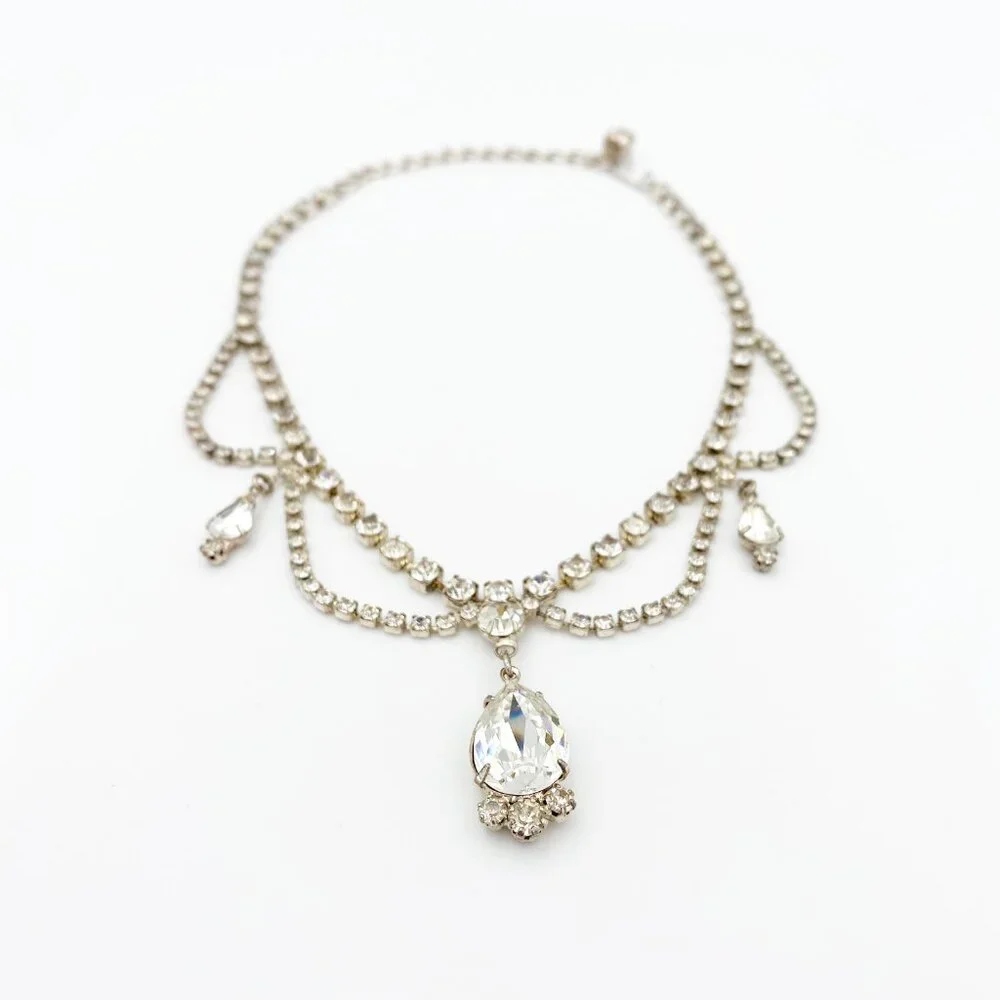 VINTAGE (Y2K) | Crystal & Rhinestone Teardrop Necklace + Earrings Set - Picture 6 of 15